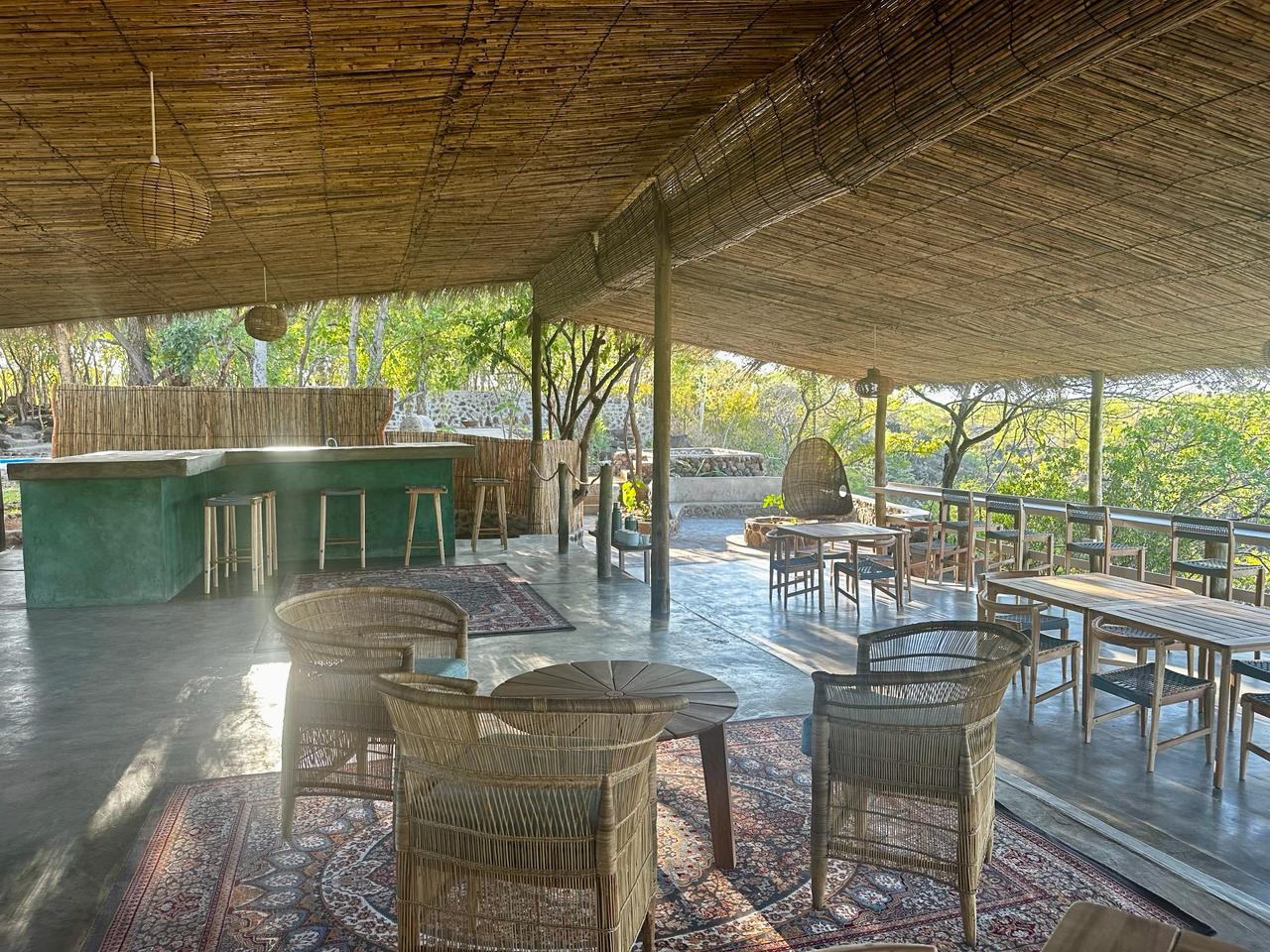 001_main area