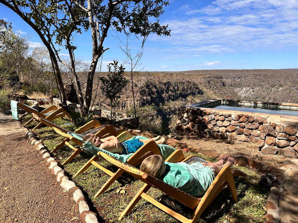 pool--relax--taita-falcon-lodge
